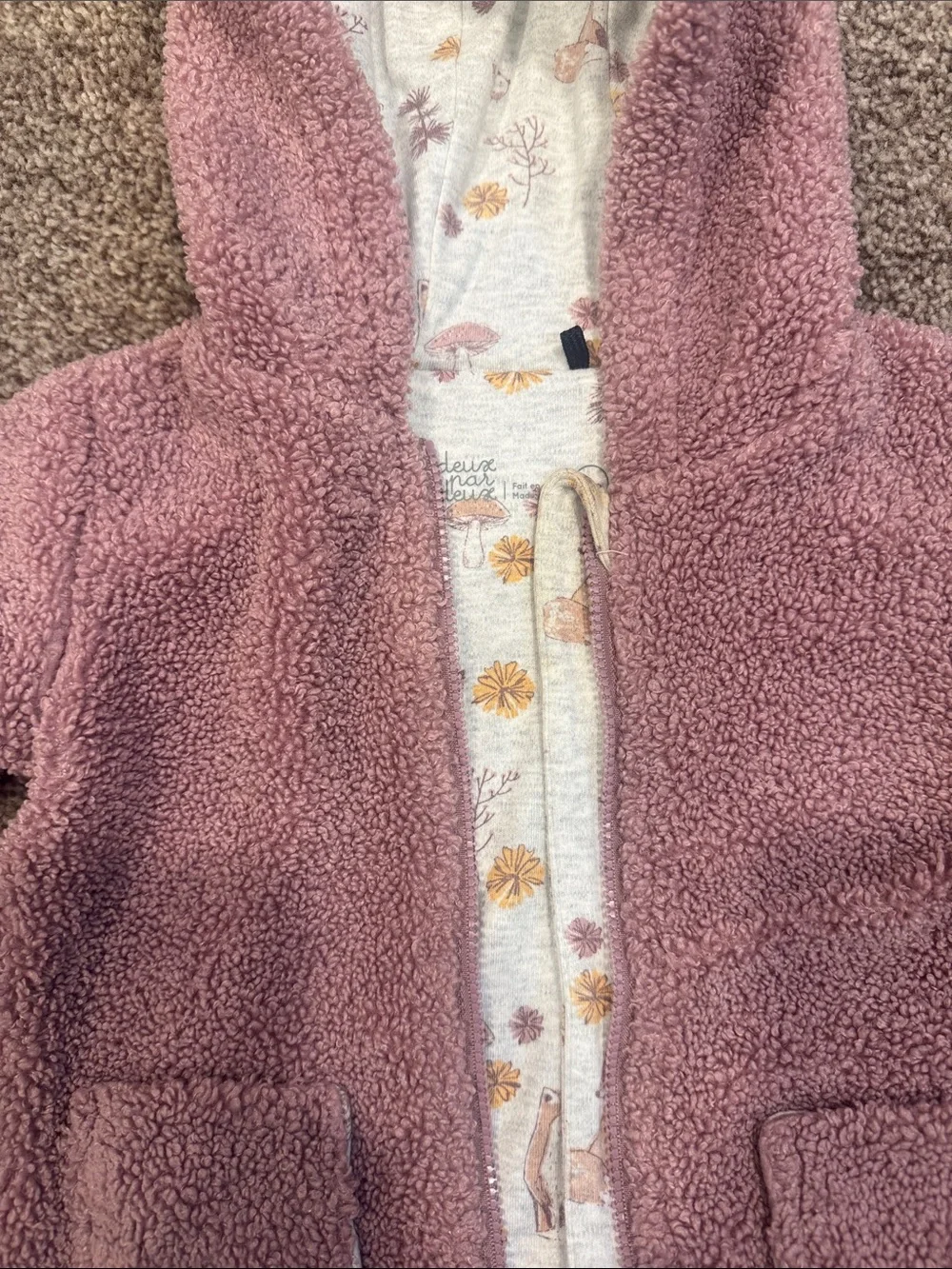 Deux nar deux pink fleece hooded jacket, size 18m